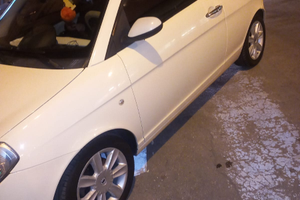 Lancia y Multijet 2004