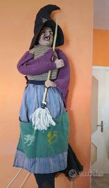 Bambola vintage vecchia brutta befana