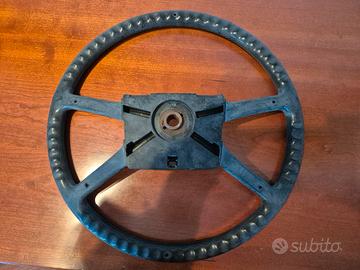 VOLANTE VINTAGE RANGE ROVER