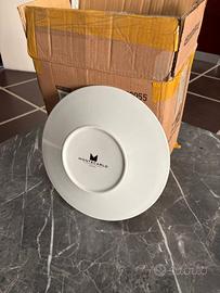 piatto piano in porcellana fine italiana