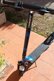 monopattino aprillia tuareg 350w
