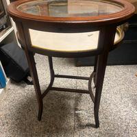 Tavolino vetrinetta espositiva