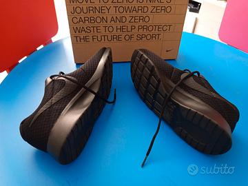 Nike Tanjun nere taglia 44 nuove