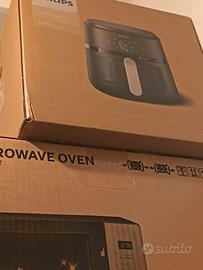 Microonde Samsung e friggitrice ad aria.