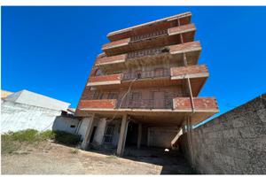 Palazzina con 4 ampi quadrivani