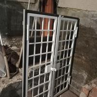 Cancelletto in ferro per finestra