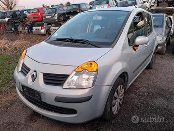 Renault Modus anno 2005 ricambi usati
