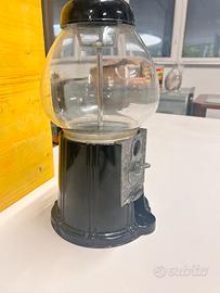 Distributore caramelle