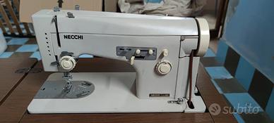 Macchina da cucire Necchi 503