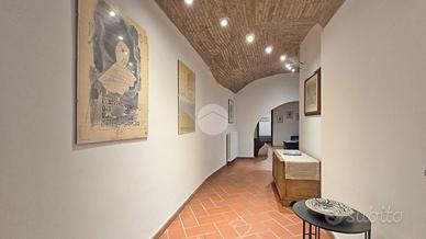 2 LOCALI A SPOLETO