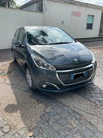 Peugeot 208 1.2