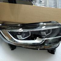 FARO FANALE ANT DX HELLA 1EX011.770-321 RENAULT KA