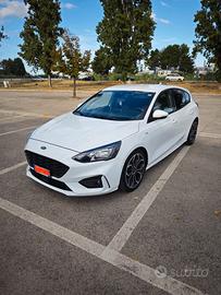 Ford Focus ST-Line 1.5 EcoBlue
120CV Co-Pilot