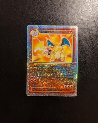 Carta Pokemon Charizard legendary collection rever