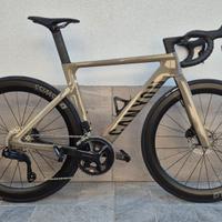Bici da corsa Canyon Aeroad CF SLX 7 Di2