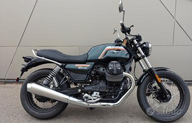 Moto Guzzi V7 IV Special