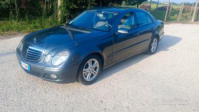 Mercedes e 220 CDI evo