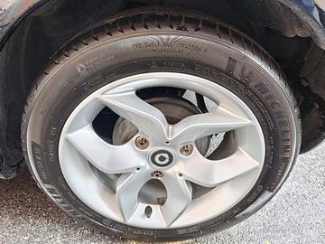 TRENO COMPLETO  GOMME SMART 451