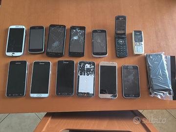 Lotto Telefoni da Riparare / Ricambi - Schede OK