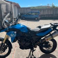 Bmw f 800gs akrapovich + valigie