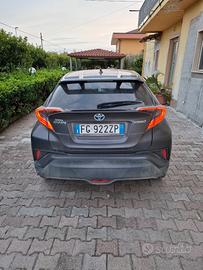 Toyota c-hr (2016-2023) - 2016