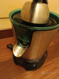 Spremiagrumi elettrico professionale in acciaio