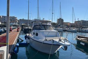 MAKO 263 2005 - 2x225 HONDA - 370 ORE - GALLIPOLI