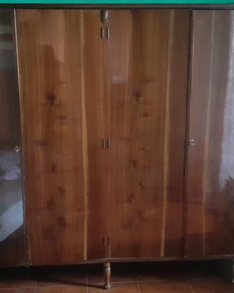 armadio legno
