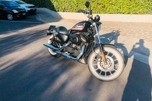 Harley Davidson 883 Sportster R