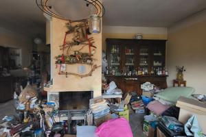 Borgone di susa villa singola 280 mq con garage