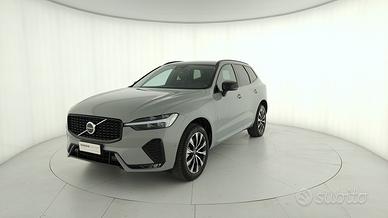 VOLVO XC60 2.0 b4 Plus Dark auto