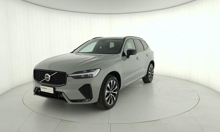 VOLVO XC60 2.0 b4 Plus Dark auto