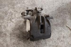 Pinza freno post dx VOLKSWAGEN CARAVELLE T4 2.5cc