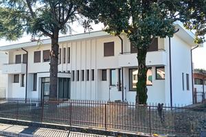 Capannone+uffici+abitazione