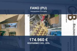 Immobile in asta di 222 m² con box auto a Fano