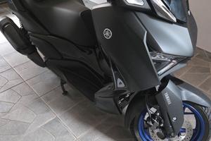 Xmax 300 2025