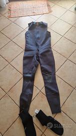 muta uomo neoprene 2mm con calzari 3mm 