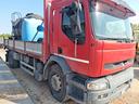 camion-renault-2-assi-con-botte-emulsione