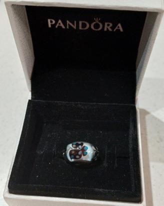 Charm Pandora