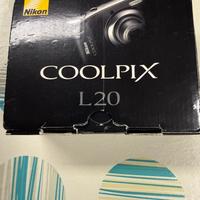 Fotocamera digitale Nikon Coolpix L20 compatta