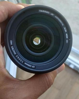 zoom Tamron 28-300 attacco canon EF