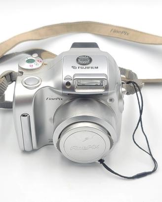 FUJIFILM FINEPIX 2800ZOOM