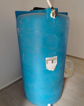 Serbatoio in poliotilene