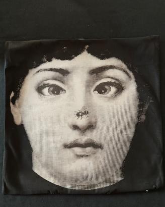 Fodera per cuscini ispirata a Fornasetti