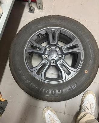 Cerchio jeep 16” 5 fori nero brunito metallizzato