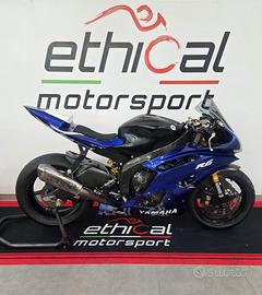 Yamaha r6 pronto pista anno 2008