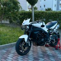 Triumph speed triple