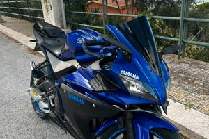 Yamaha yzf r125