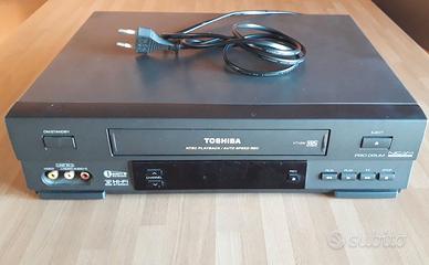 Video registratore di videocassette