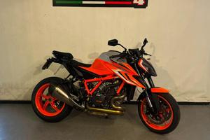 KTM 1290 Super Duke R EVO